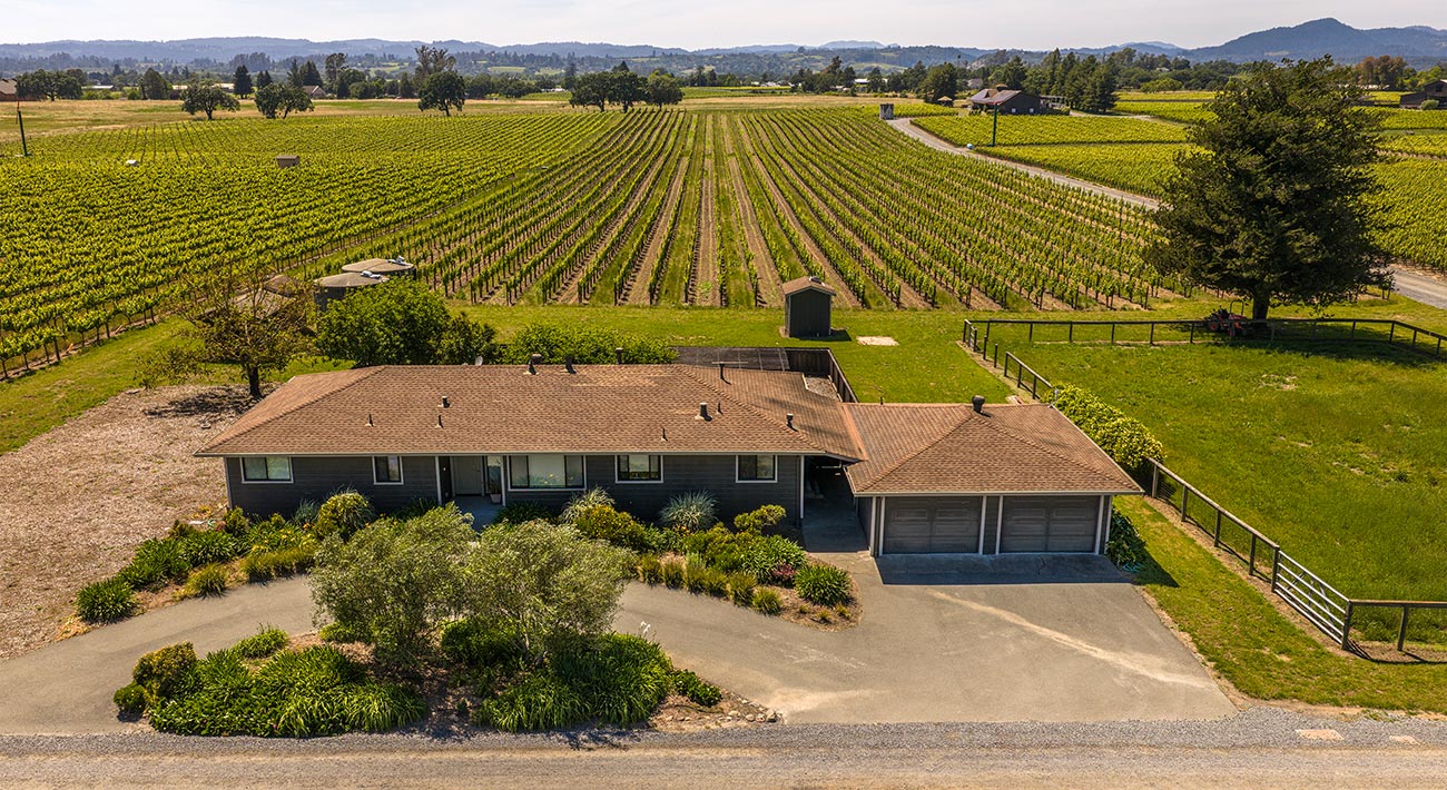 Aerial-Pinot-Cottage